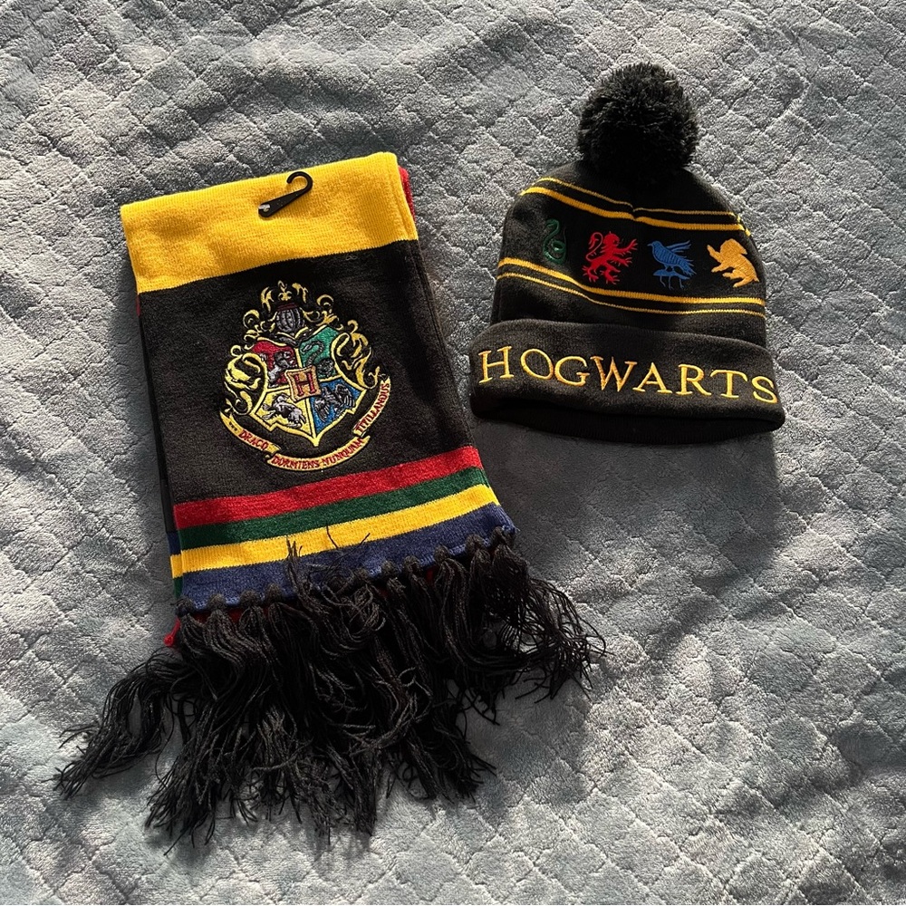 Harry Potter Hogwarts Crest Beanie and Scarf Set Multi Color Knit Winter Gear
